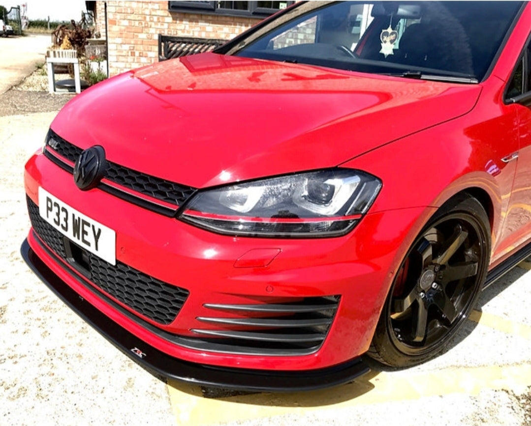 Volkswagen Golf MK7 GTI/GTD V1 Front Splitter