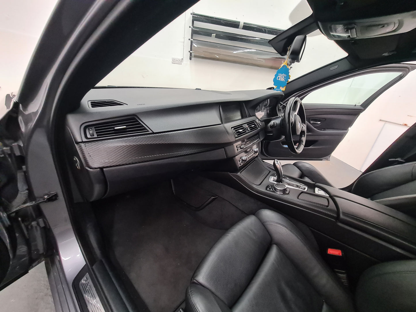 INTERIOR WRAPS